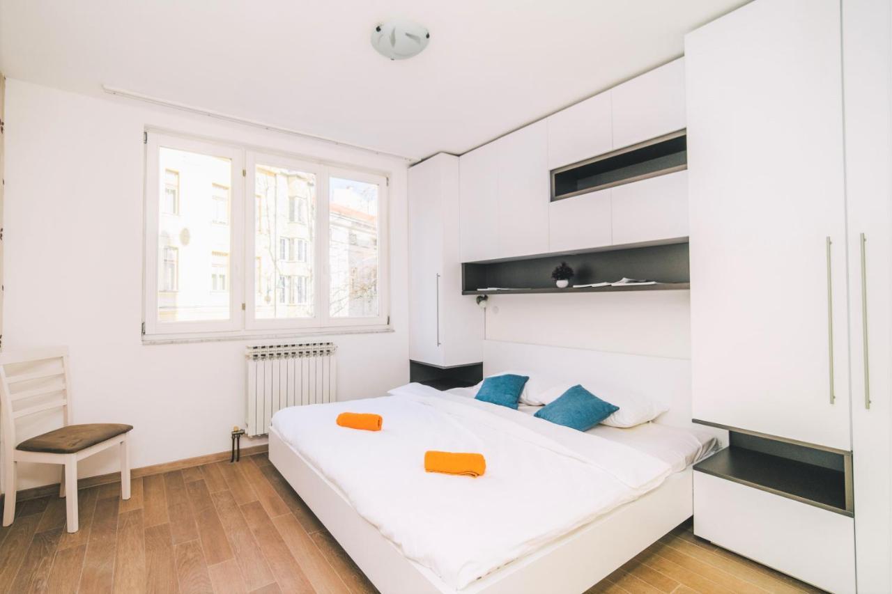 Modern 2Bdr Apartment-Cathedral View-Best Location SJJ Exteriör bild